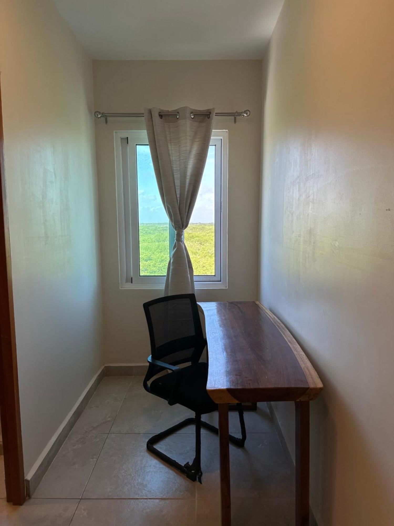 Oneiro Suites With Sea View Махахуал Екстериор снимка